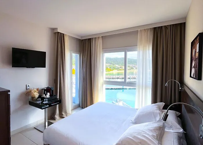 Le Golfe Porto Pollo